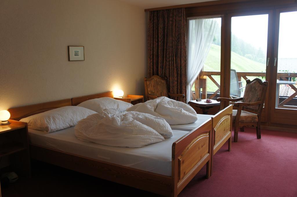 אוברוואלד Hotel Alpenhof מראה חיצוני תמונה