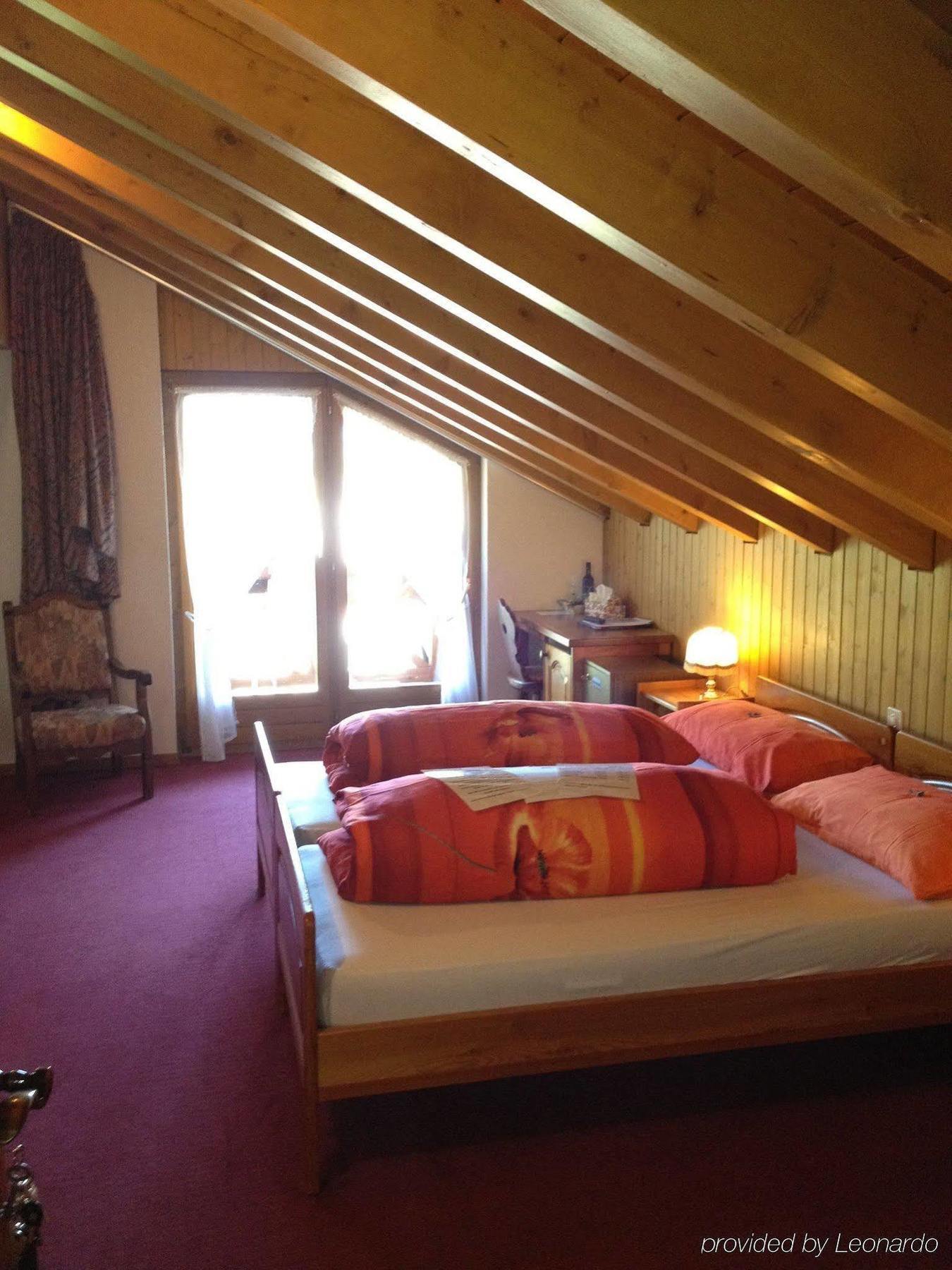 אוברוואלד Hotel Alpenhof מראה חיצוני תמונה